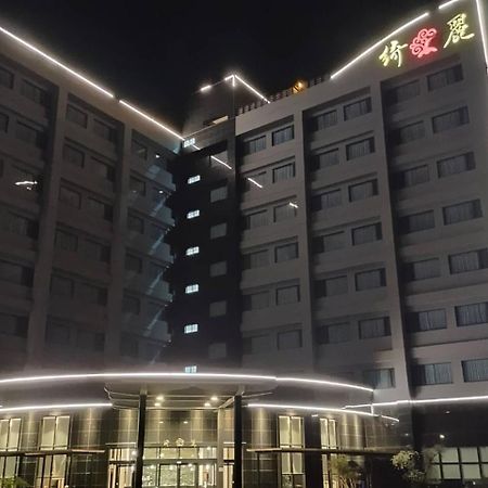 綺麗商旅園區館 Hotel T'ai-tung Exterior foto